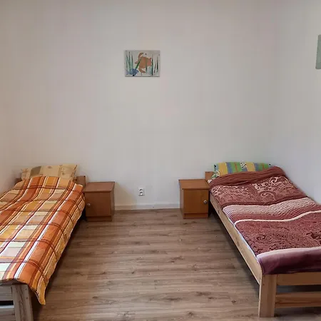 U Podnoza Zamku Chojnik Apartmán