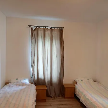 Apartmán U Podnoza Zamku Chojnik *