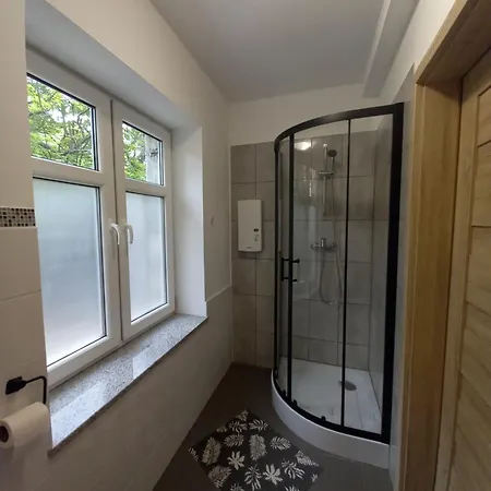 U Podnoza Zamku Chojnik Jelenia Gora