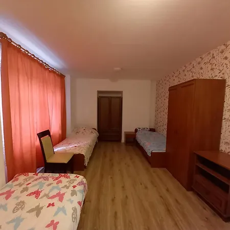 U Podnoza Zamku Chojnik * Jelení Hora