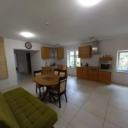 U Podnoza Zamku Chojnik Jelenia Gora