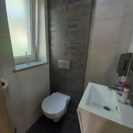 U Podnoza Zamku Chojnik Apartmán Jelení Hora